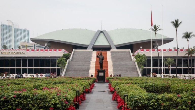 gedung-dpr-6_169